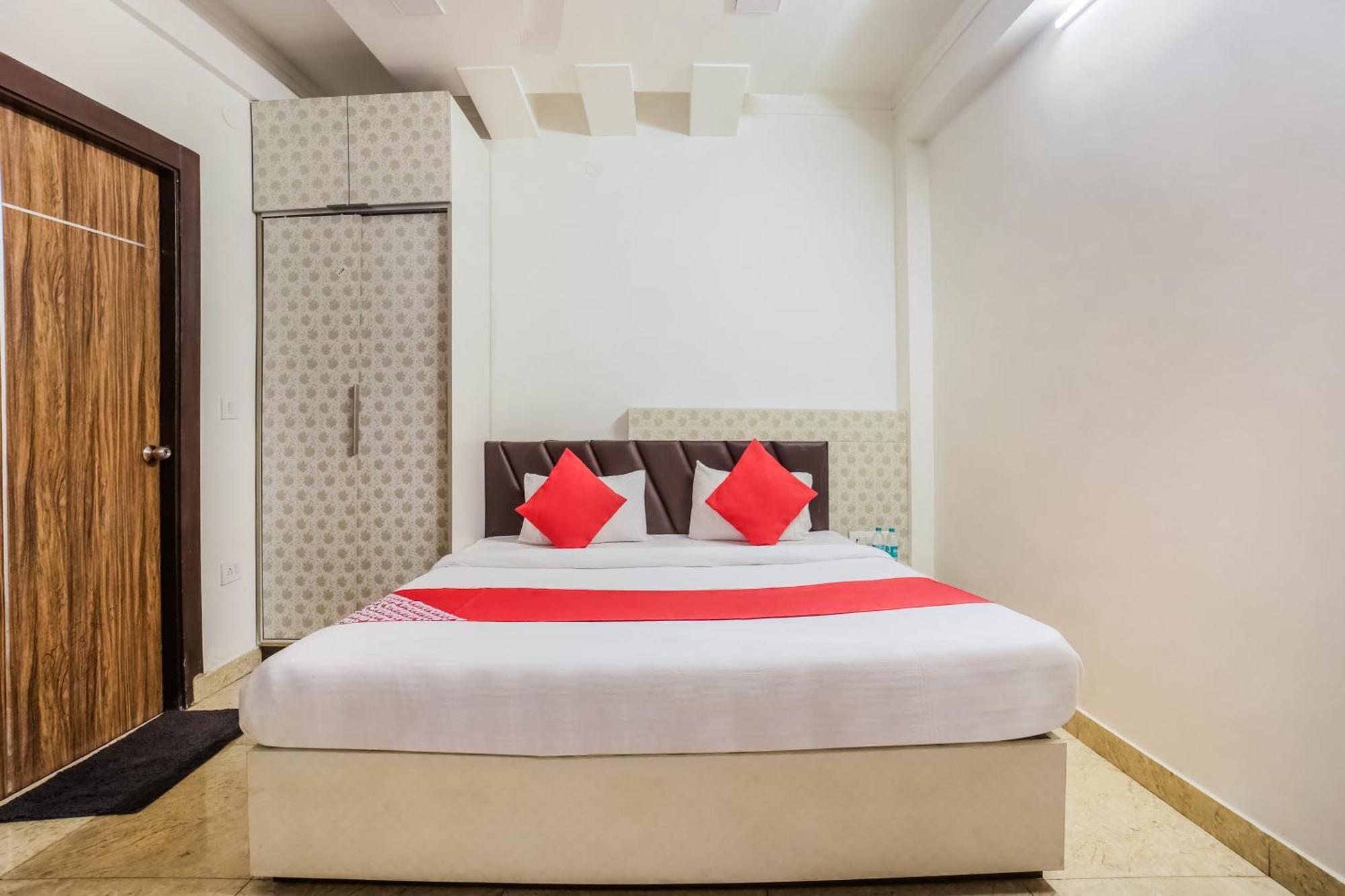 Super Hotel O The Nest Gms Rd Дехрадун Экстерьер фото