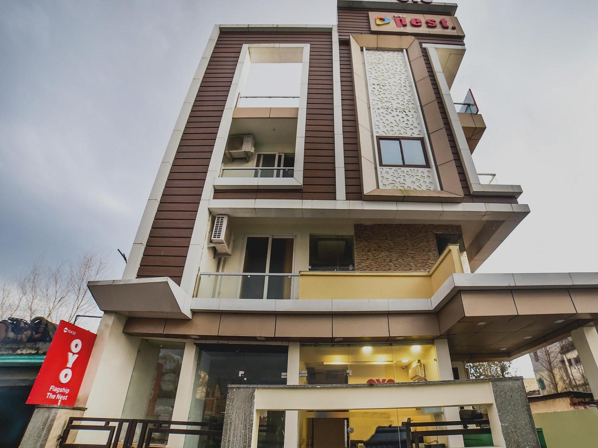 Super Hotel O The Nest Gms Rd Дехрадун Экстерьер фото