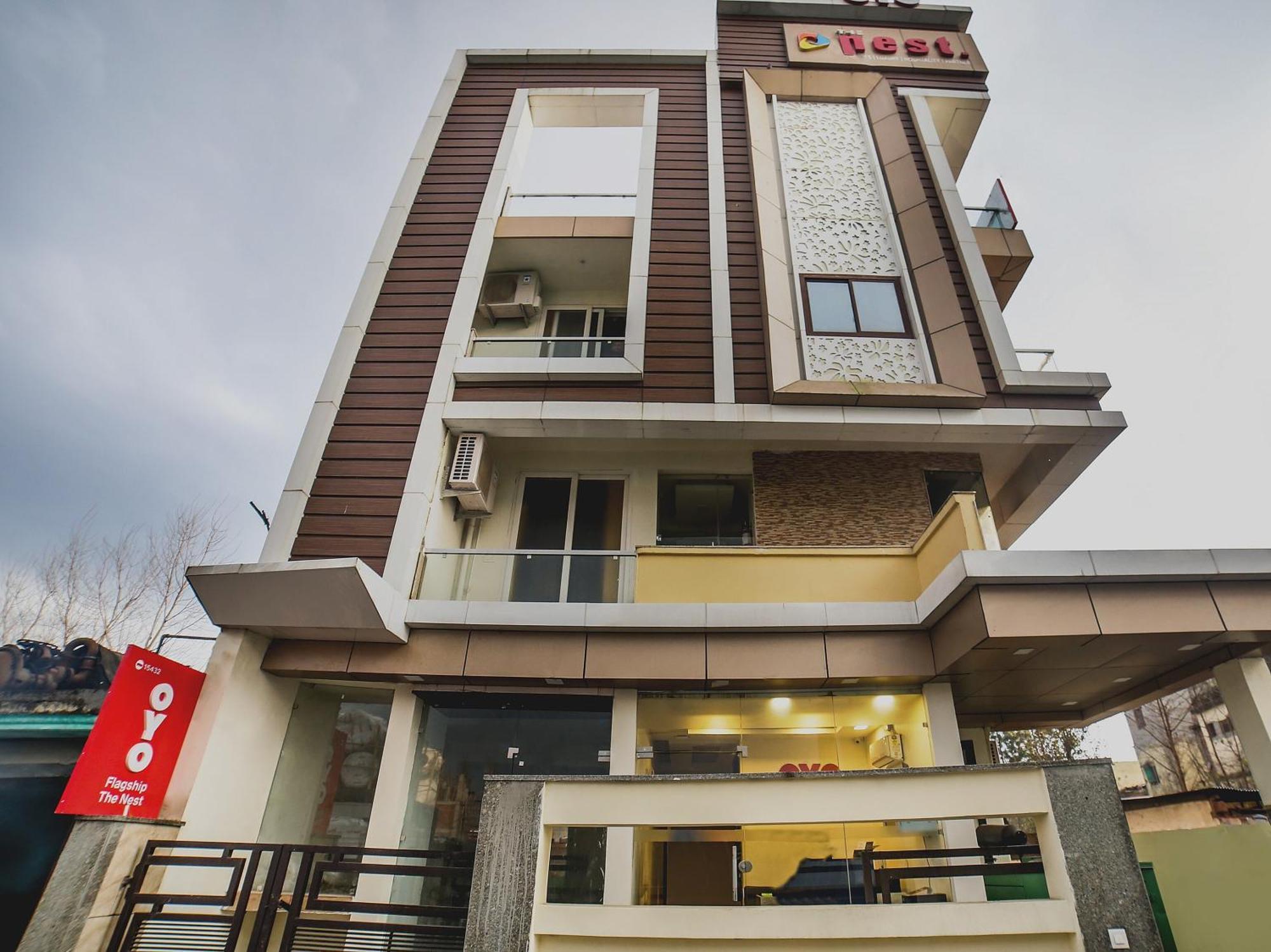 Super Hotel O The Nest Gms Rd Дехрадун Экстерьер фото